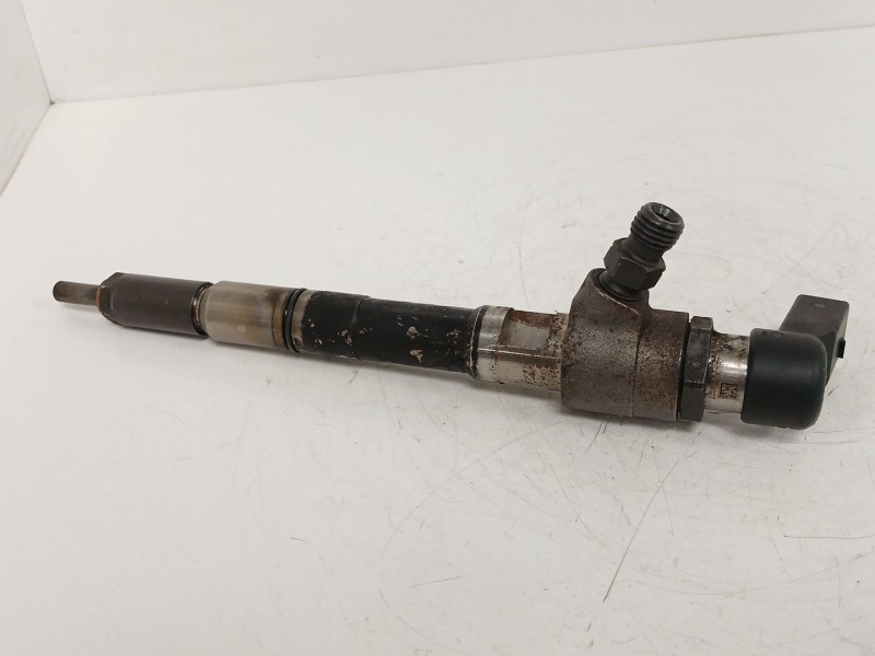 Recambio de inyector para seat ibiza iv st (6j8, 6p8) 1.6 tdi referencia OEM IAM 03L130277B  