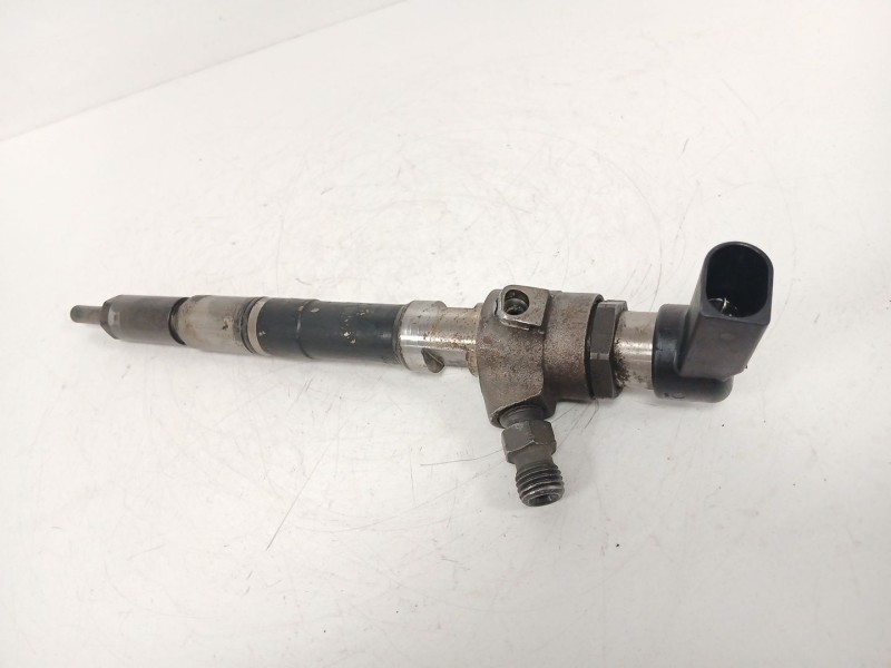 Recambio de inyector para seat ibiza iv st (6j8, 6p8) 1.6 tdi referencia OEM IAM 03L130277B  