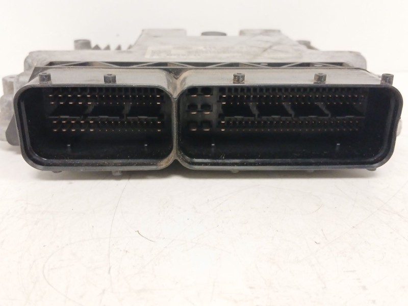 Recambio de centralita motor uce para seat ibiza iii (6l1) 1.4 tdi referencia OEM IAM 045906013AB  