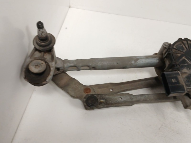 Recambio de motor limpia delantero para seat ibiza iii (6l1) 1.4 tdi referencia OEM IAM 0390241551 6R1955119 