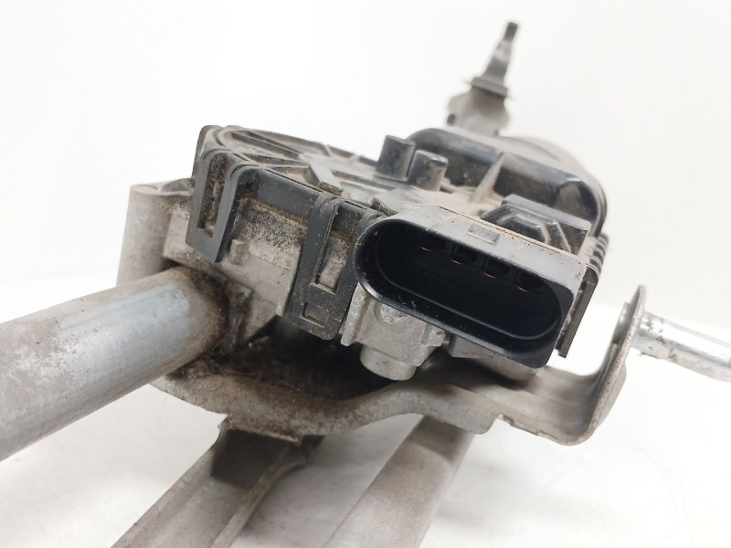 Recambio de motor limpia delantero para seat ibiza iii (6l1) 1.4 tdi referencia OEM IAM 0390241551 6R1955119 