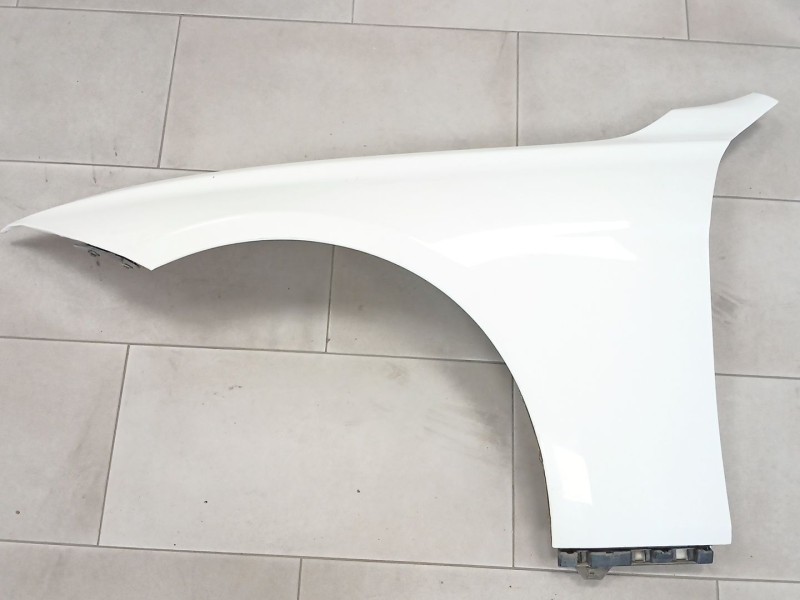 Recambio de aleta delantera izquierda para bmw 3 (f30, f80) 320 d referencia OEM IAM   