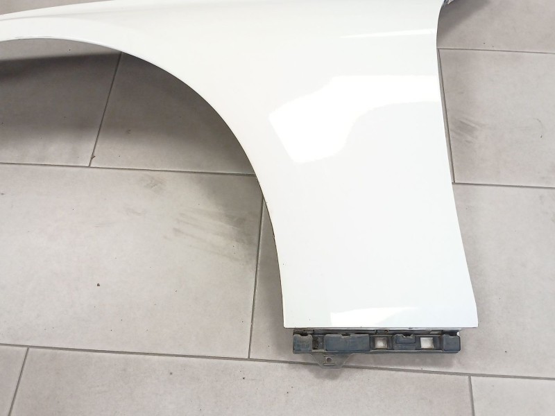 Recambio de aleta delantera izquierda para bmw 3 (f30, f80) 320 d referencia OEM IAM   