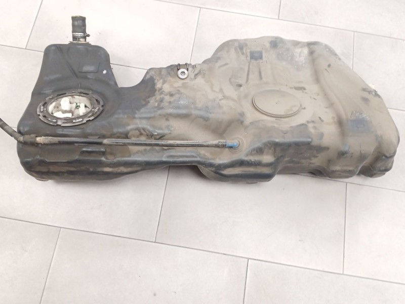 Recambio de deposito combustible para bmw 3 (f30, f80) 320 d referencia OEM IAM 724397208  