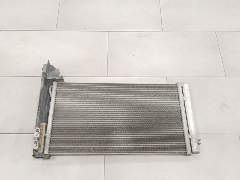 Recambio de condensador / radiador aire acondicionado para bmw serie 3 coupe (e92) 335i referencia OEM IAM 3213311 916952602 110