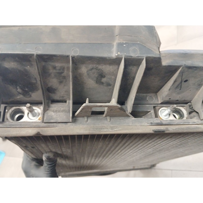 Recambio de condensador / radiador aire acondicionado para mercedes-benz clase a (w176) a 180 cdi (176.000) referencia OEM IAM A