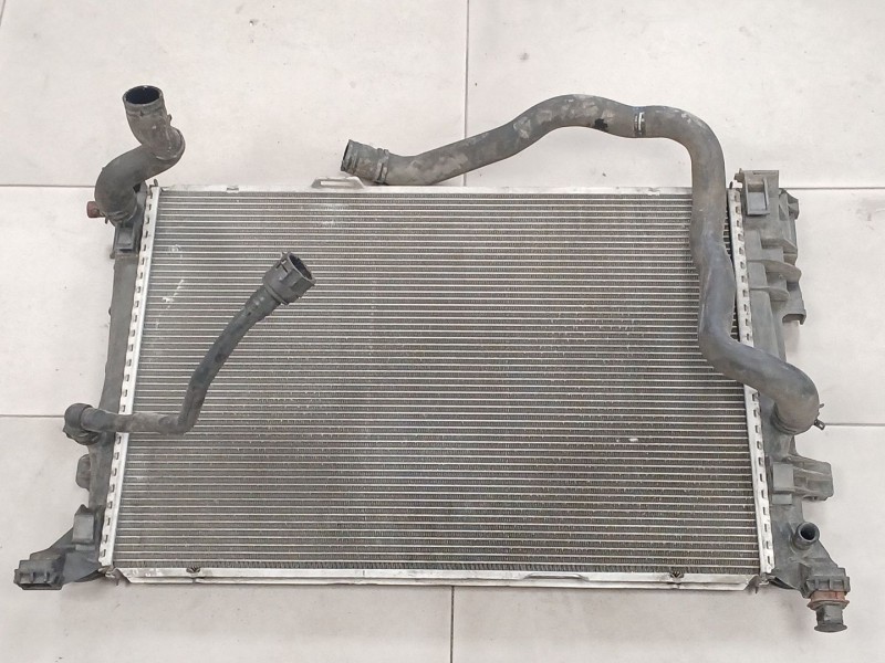 Recambio de radiador agua para mercedes-benz clase a (w176) a 180 cdi (176.000) referencia OEM IAM A2465001303  