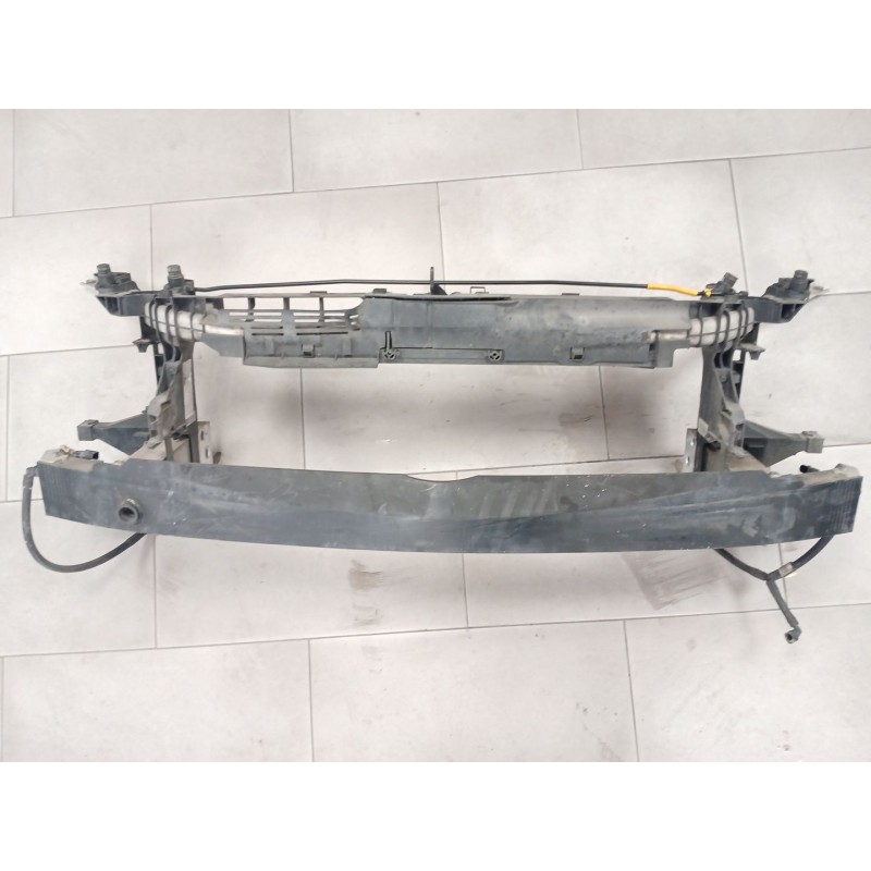 Recambio de refuerzo paragolpes delantero para mercedes-benz clase a (w176) a 180 cdi (176.000) referencia OEM IAM A2466200315  