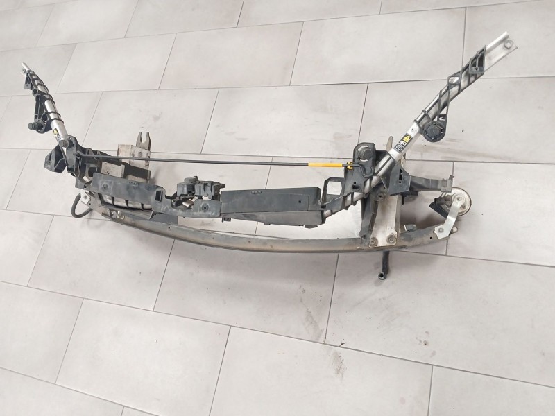 Recambio de refuerzo paragolpes delantero para mercedes-benz clase a (w176) a 180 cdi (176.000) referencia OEM IAM A2466200315  