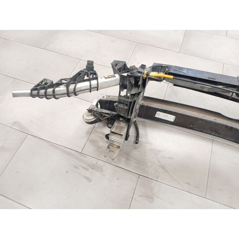 Recambio de refuerzo paragolpes delantero para mercedes-benz clase a (w176) a 180 cdi (176.000) referencia OEM IAM A2466200315  