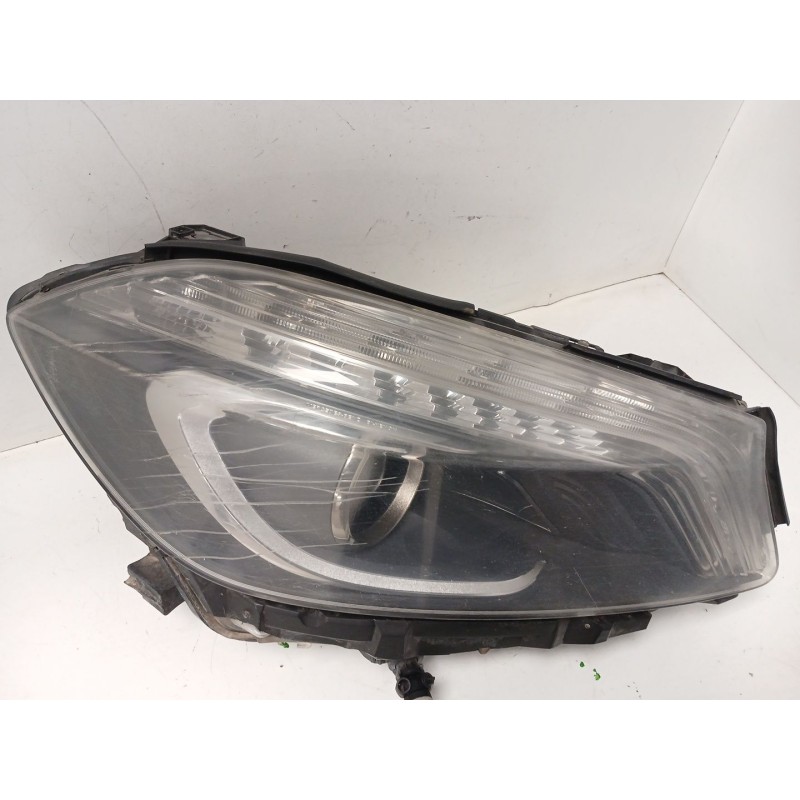 Recambio de faro derecho para mercedes-benz clase a (w176) a 180 cdi (176.000) referencia OEM IAM A1669002800 130732931201 A1768