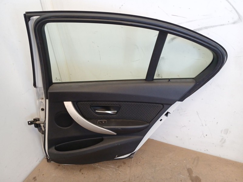 Recambio de puerta trasera derecha para bmw 3 (f30, f80) 320 d referencia OEM IAM   
