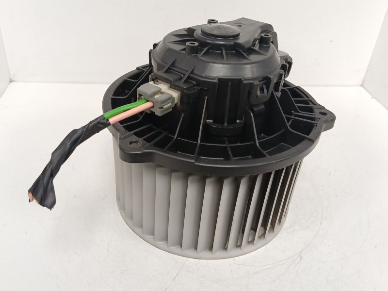 Recambio de motor calefaccion para kia cee´d (jd) 1.6 crdi 110 referencia OEM IAM 00S382474  