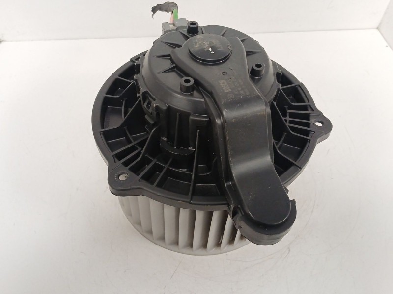 Recambio de motor calefaccion para kia cee´d (jd) 1.6 crdi 110 referencia OEM IAM 00S382474  