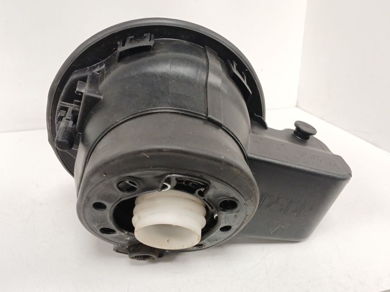 Recambio de tapa exterior combustible para kia cee´d (jd) 1.6 crdi 110 referencia OEM IAM   