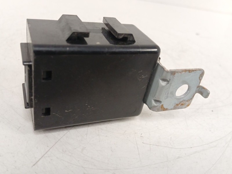 Recambio de modulo electronico para kia cee´d (jd) 1.6 crdi 110 referencia OEM IAM 39N8101000 954202V000 