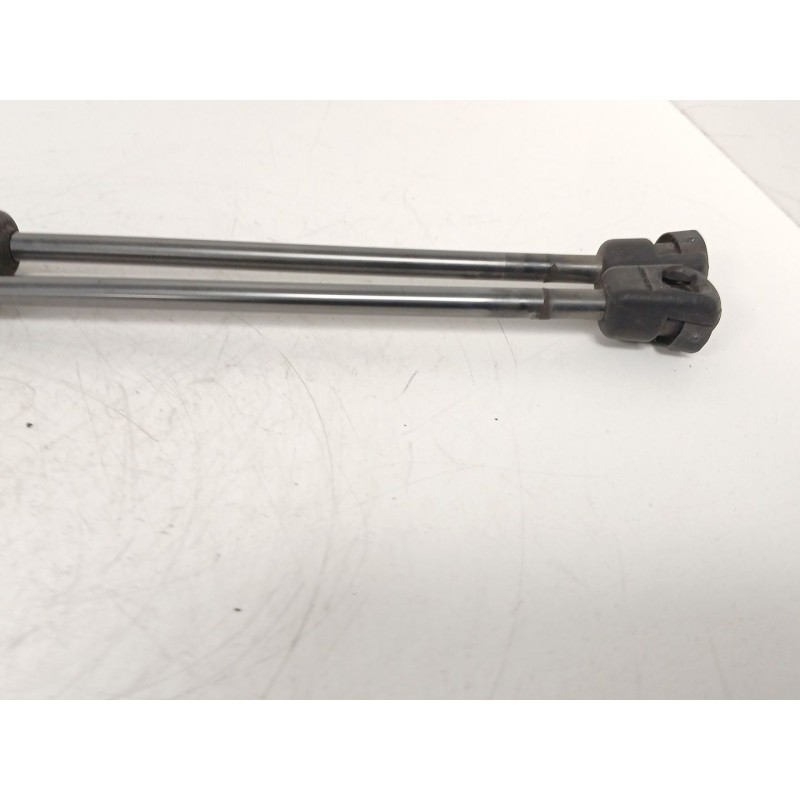 Recambio de amortiguadores maletero / porton para kia cee´d (jd) 1.6 crdi 110 referencia OEM IAM 81770A2000 81780A2000 