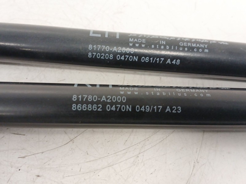 Recambio de amortiguadores maletero / porton para kia cee´d (jd) 1.6 crdi 110 referencia OEM IAM 81770A2000 81780A2000 