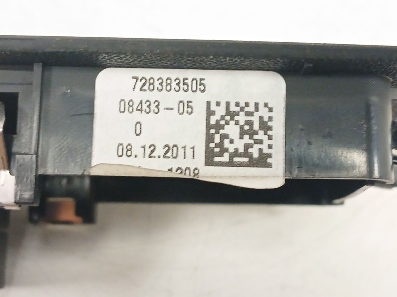 Recambio de mando elevalunas delantero derecho para bmw 3 (f30, f80) 320 d referencia OEM IAM 728383505 920810701 