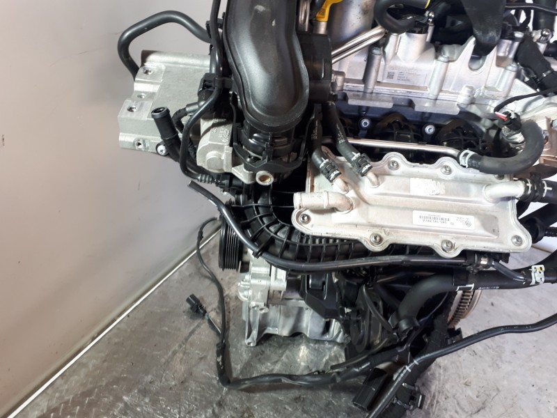 Recambio de motor completo para volkswagen golf vii variant (bv5) advance bmt referencia OEM IAM CHZC  