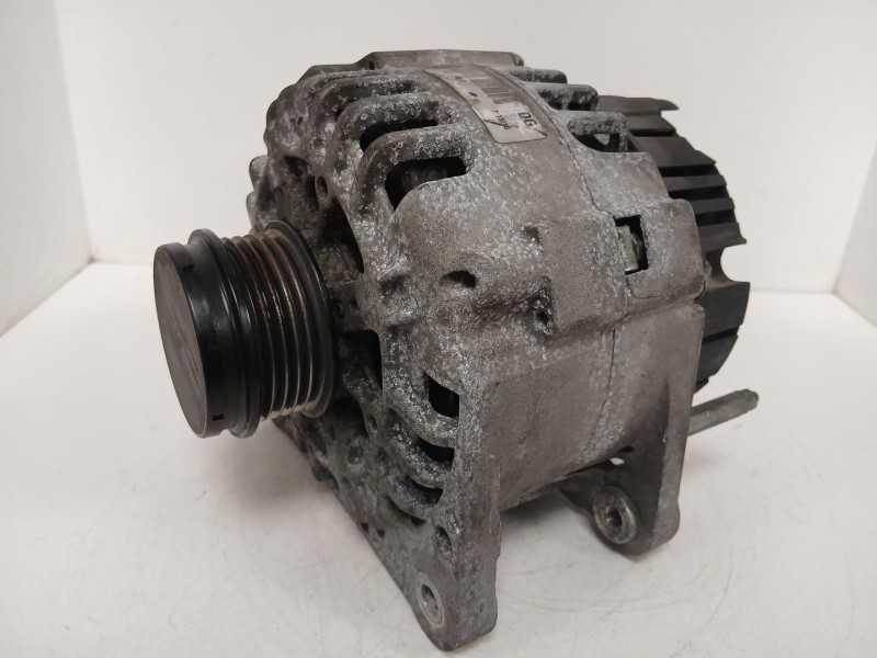Recambio de alternador para skoda superb i (3u4) 1.9 tdi referencia OEM IAM 627349 000003868452 