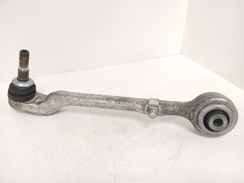 Recambio de brazo suspension inferior delantero izquierdo para bmw 3 (f30, f80) 320 d referencia OEM IAM 6852991  