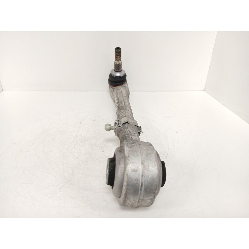 Recambio de brazo suspension inferior delantero izquierdo para bmw 3 (f30, f80) 320 d referencia OEM IAM 6852991  