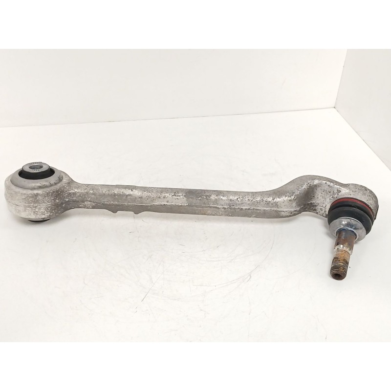 Recambio de brazo suspension inferior delantero derecho para bmw 3 (f30, f80) 320 d referencia OEM IAM 6852992  