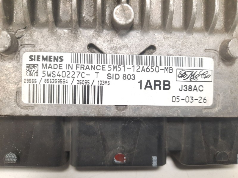 Recambio de centralita motor uce para ford focus berlina (cap) ghia referencia OEM IAM 5M5112A650MB 5WS40227C 1ARB