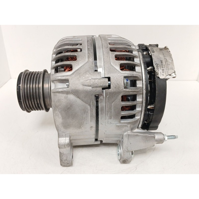 Recambio de alternador para seat ibiza iv st (6j8, 6p8) 1.6 tdi referencia OEM IAM 113992 F032113992 