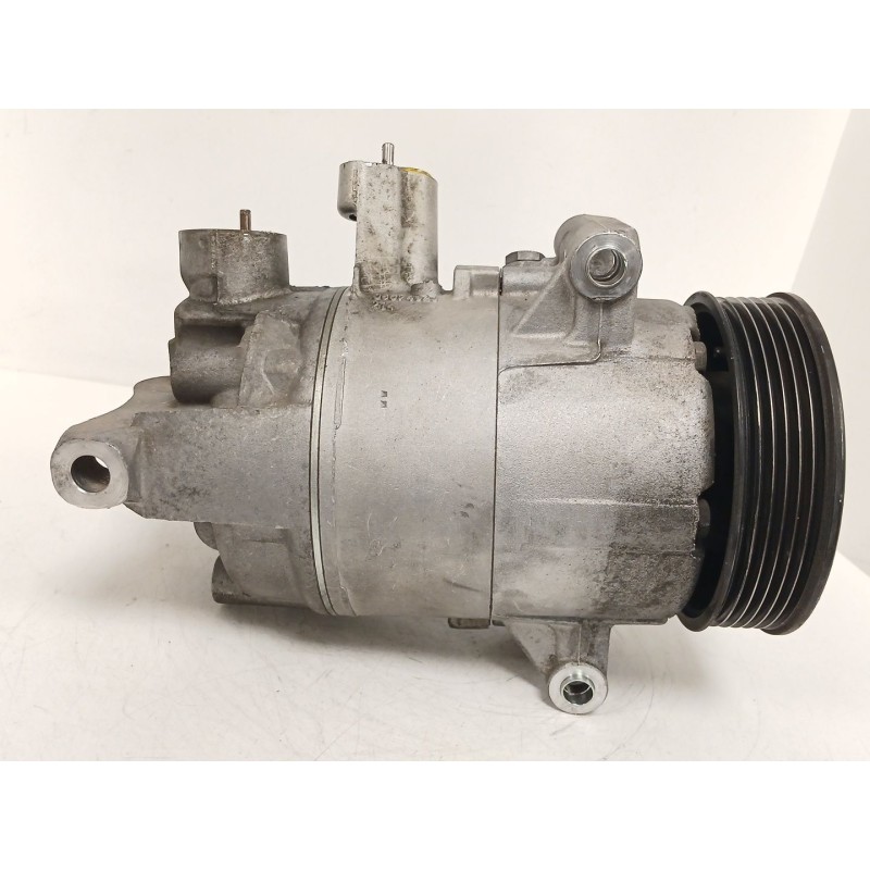 Recambio de compresor aire acondicionado para seat ibiza iv st (6j8, 6p8) 1.6 tdi referencia OEM IAM 5K0820803E 01135153757D 
