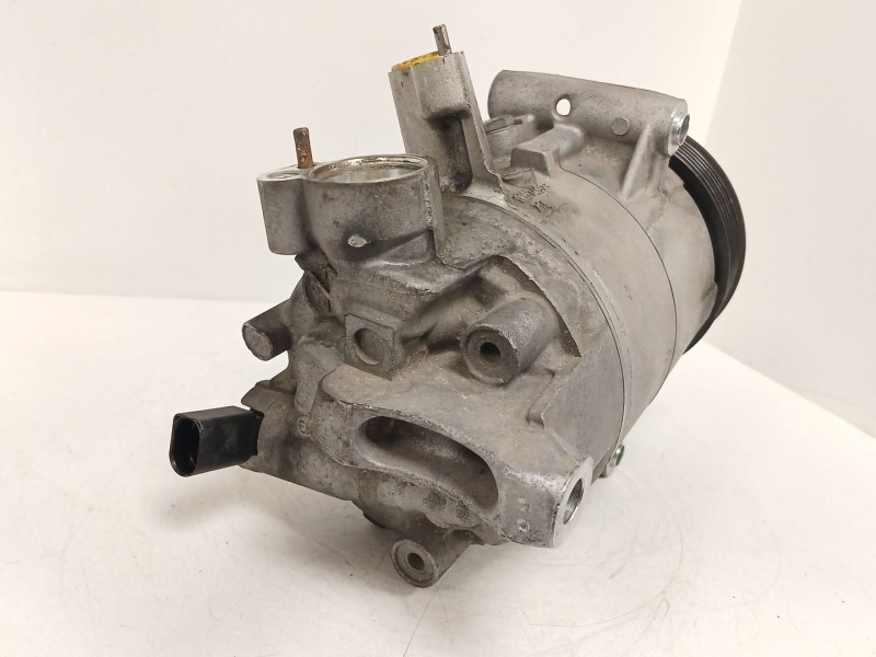 Recambio de compresor aire acondicionado para seat ibiza iv st (6j8, 6p8) 1.6 tdi referencia OEM IAM 5K0820803E 01135153757D 