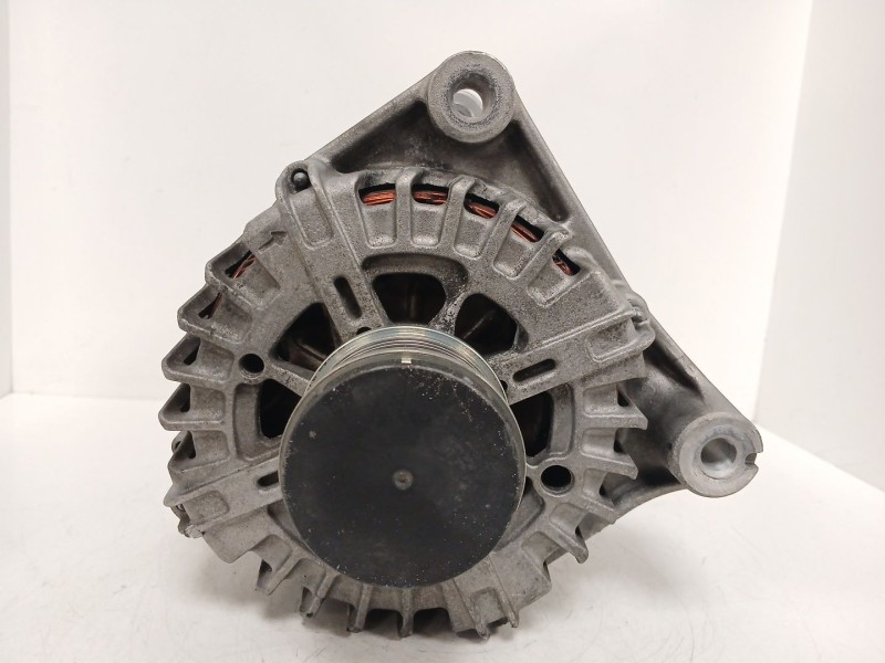 Recambio de alternador para bmw 3 (f30, f80) 320 d referencia OEM IAM   
