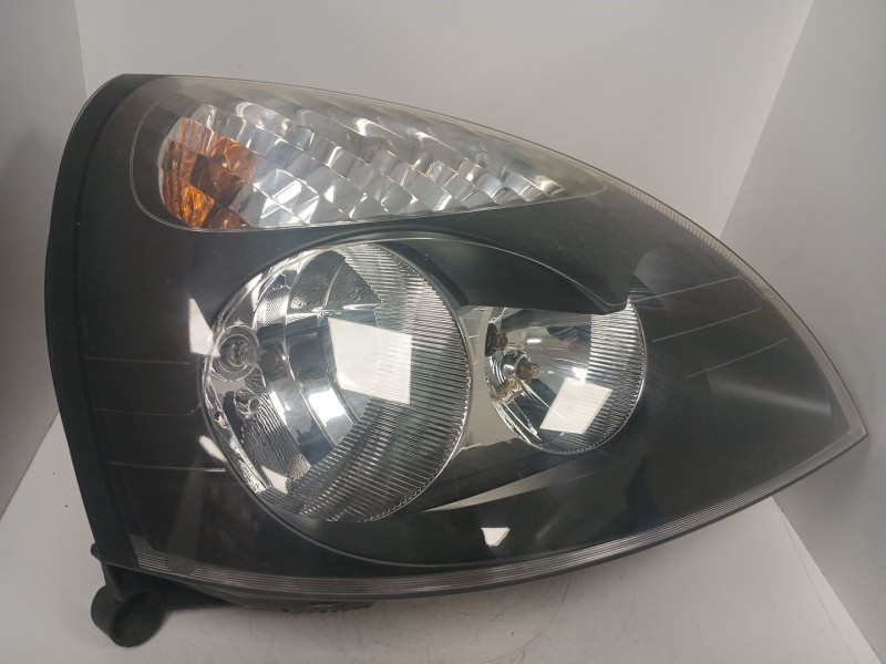 Recambio de faro derecho para renault clio ii furgoneta/hatchback (sb0/1/2_) 1.5 dci (sb3m) referencia OEM IAM   