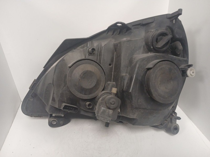 Recambio de faro derecho para renault clio ii furgoneta/hatchback (sb0/1/2_) 1.5 dci (sb3m) referencia OEM IAM   