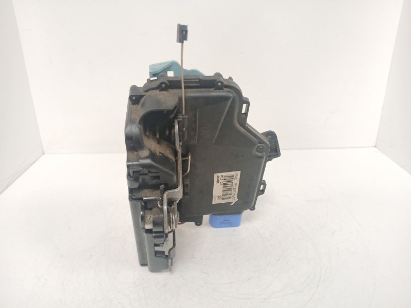 Recambio de cerradura puerta delantera derecha para skoda octavia ii (1z3) 1.6 tdi referencia OEM IAM   