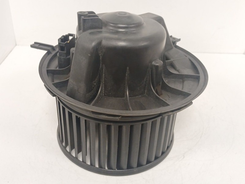 Recambio de motor calefaccion para seat toledo iii (5p2) 2.0 tdi 16v referencia OEM IAM 1K1819015C  