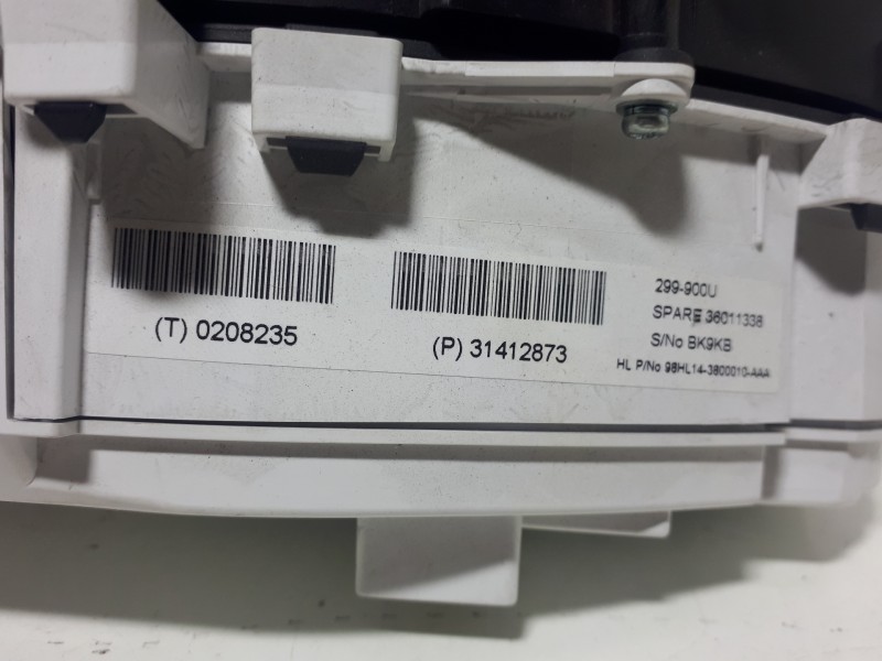 Recambio de cuadro instrumentos para volvo v40 cross country basis referencia OEM IAM 31412873  