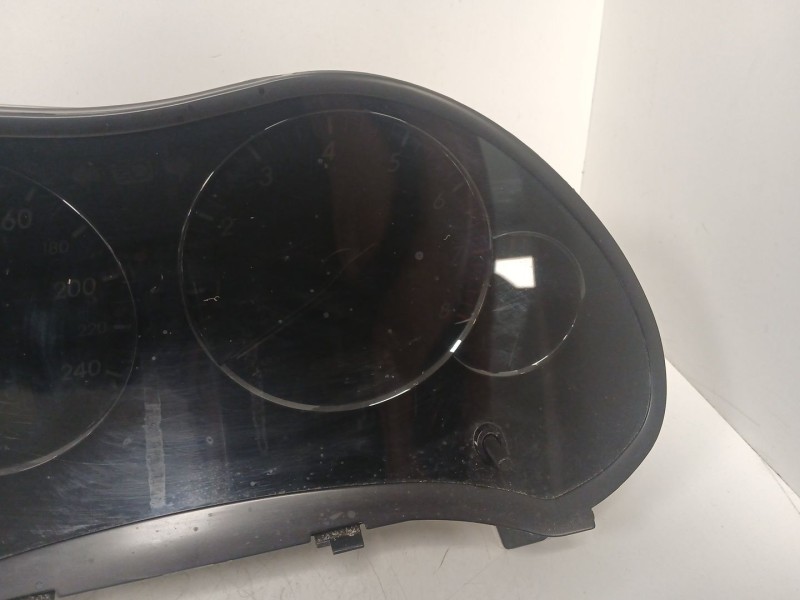 Recambio de cuadro instrumentos para toyota avensis sedán (_t25_) 1.8 (zzt251_) referencia OEM IAM 8380005530H  
