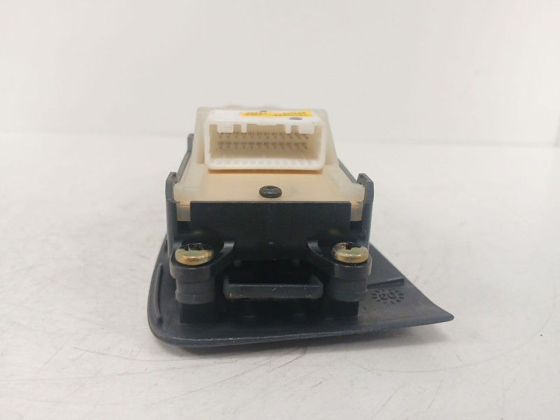 Recambio de mando elevalunas delantero izquierdo para toyota avensis sedán (_t25_) 1.8 (zzt251_) referencia OEM IAM 37168A84C03 