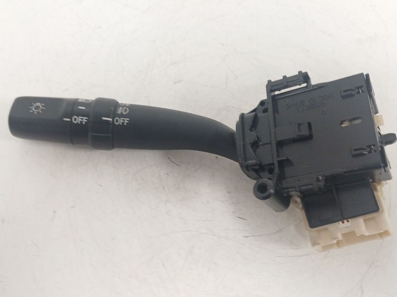Recambio de mando luces para toyota avensis sedán (_t25_) 1.8 (zzt251_) referencia OEM IAM 8414005110 173650A 