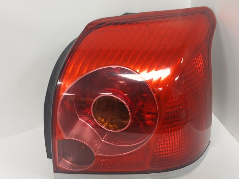 Recambio de piloto trasero derecho para toyota avensis sedán (_t25_) 1.8 (zzt251_) referencia OEM IAM 89028798 8155005140 