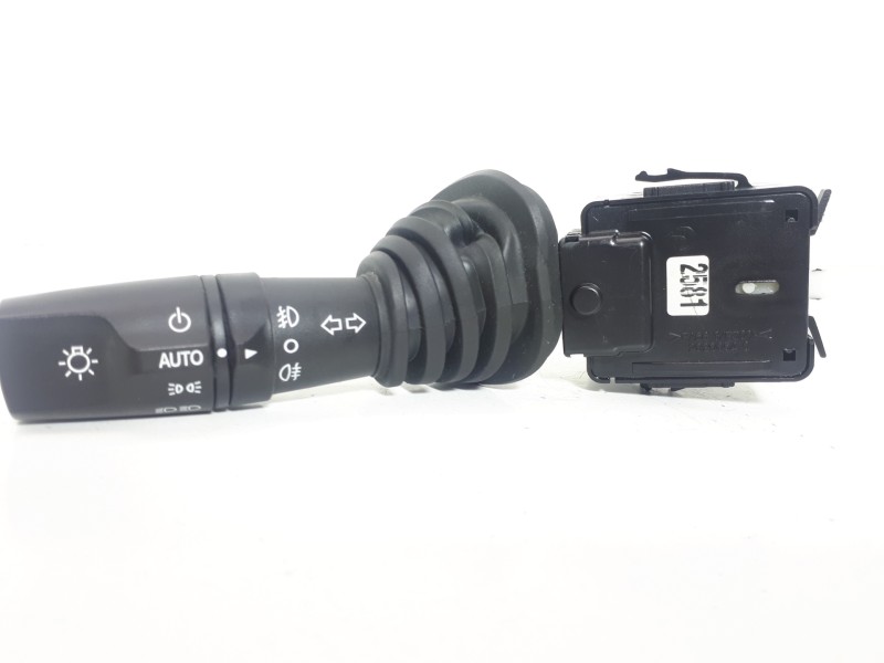 Recambio de mando intermitentes para chevrolet captiva 2.2 vcdi ltz referencia OEM IAM 202005410  