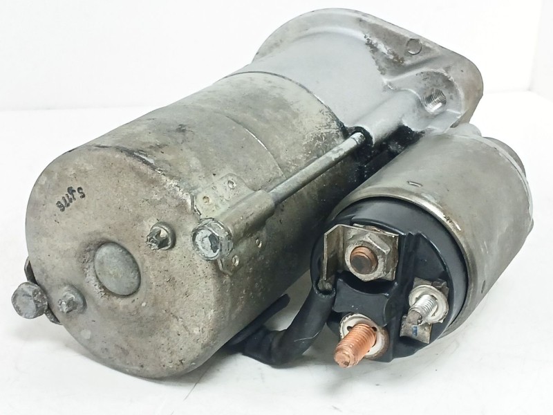 Recambio de motor arranque para ssangyong rodius i 2.7 xdi referencia OEM IAM 6611514101  