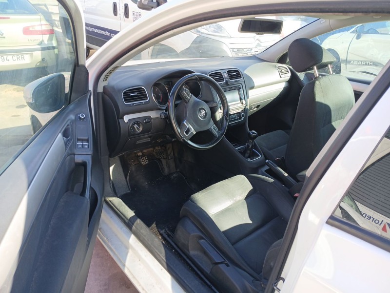 volkswagen golf vi (5k1) del año 2009