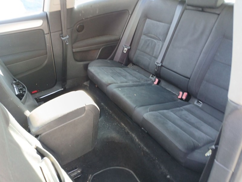 volkswagen golf vi (5k1) del año 2009