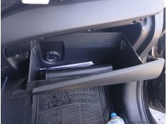 Recambio de guantera para kia carens iv 1.7 crdi referencia OEM IAM    2