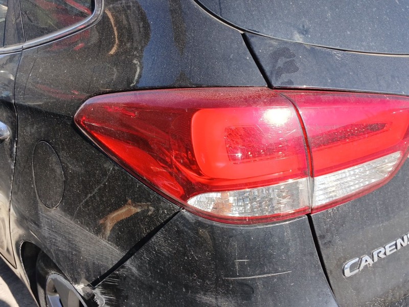 Recambio de piloto trasero izquierdo para kia carens iv 1.7 crdi referencia OEM IAM   