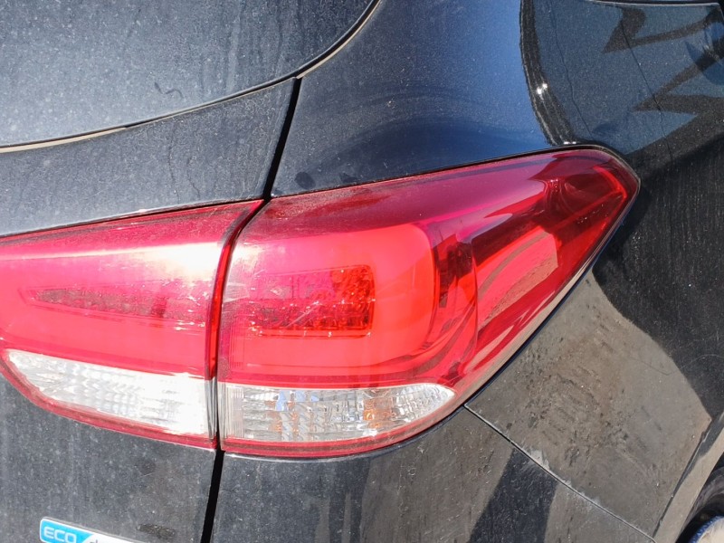 Recambio de piloto trasero derecho para kia carens iv 1.7 crdi referencia OEM IAM   