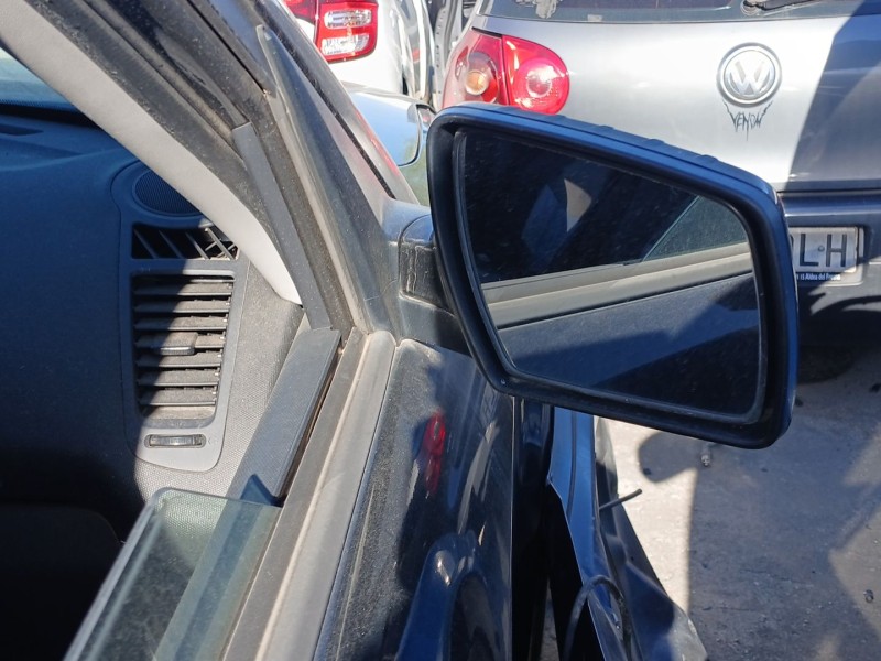 Recambio de retrovisor derecho para kia soul i (am) 1.6 crdi 128 referencia OEM IAM   